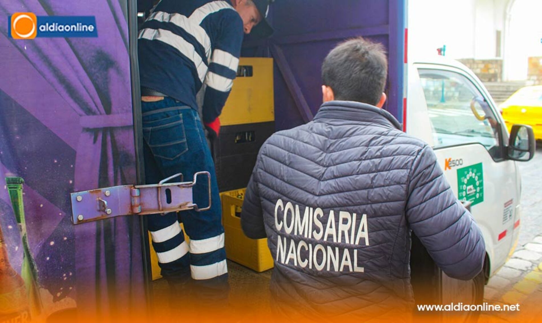 INTENDENCIA DE POLICÍA DE LATACUNGA DECOMISA 672 BOTELLAS DE CERVEZA REETIQUETADA TRAS ALERTA DE CERVECERÍA NACIONAL