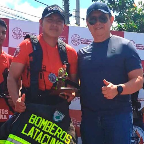 BOMBERO DE LATACUNGA OBTIENE SEGUNDO LUGAR EN EL DESAFÍO “RUTA DEL FARO” EN MANTA