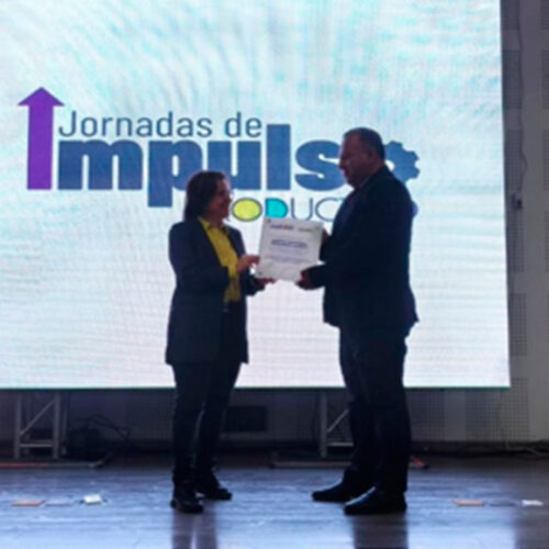 CONAFIPS OTORGA RECONOCIMIENTO AL INSTITUTO SUPERIOR UNIVERSITARIO COTOPAXI