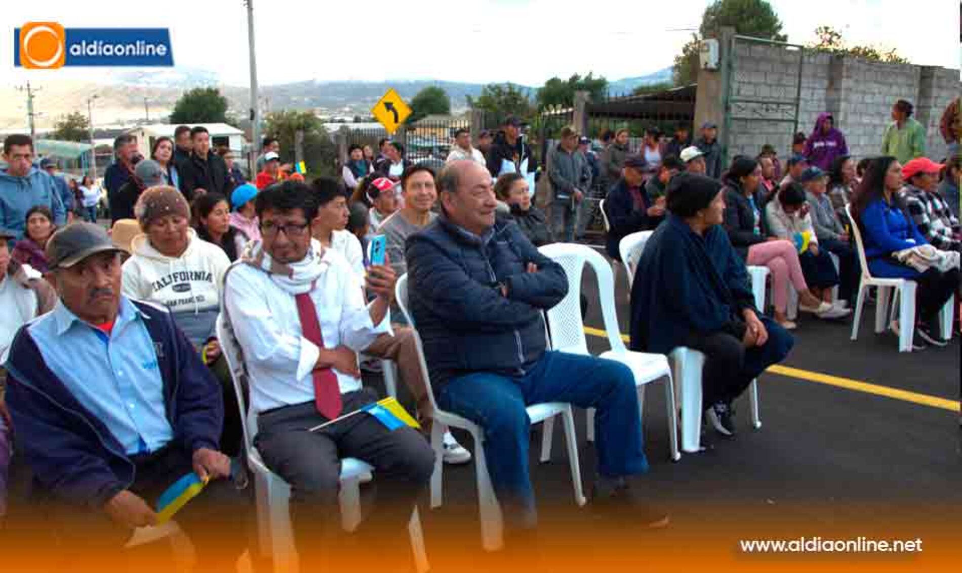 MUNICIPIO DE LATACUNGA ENTREGÓ OBRA DE MEJORAMIENTO VIAL EN PILLIG LANGUALÓ CHICO  (VIDEO)