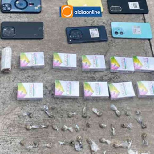 EJÉRCITO ECUATORIANO EJECUTA OPERATIVO CAMEX EN EL CPL COTOPAXI NO. 1 Y DECOMISA ARTÍCULOS PROHIBIDOS