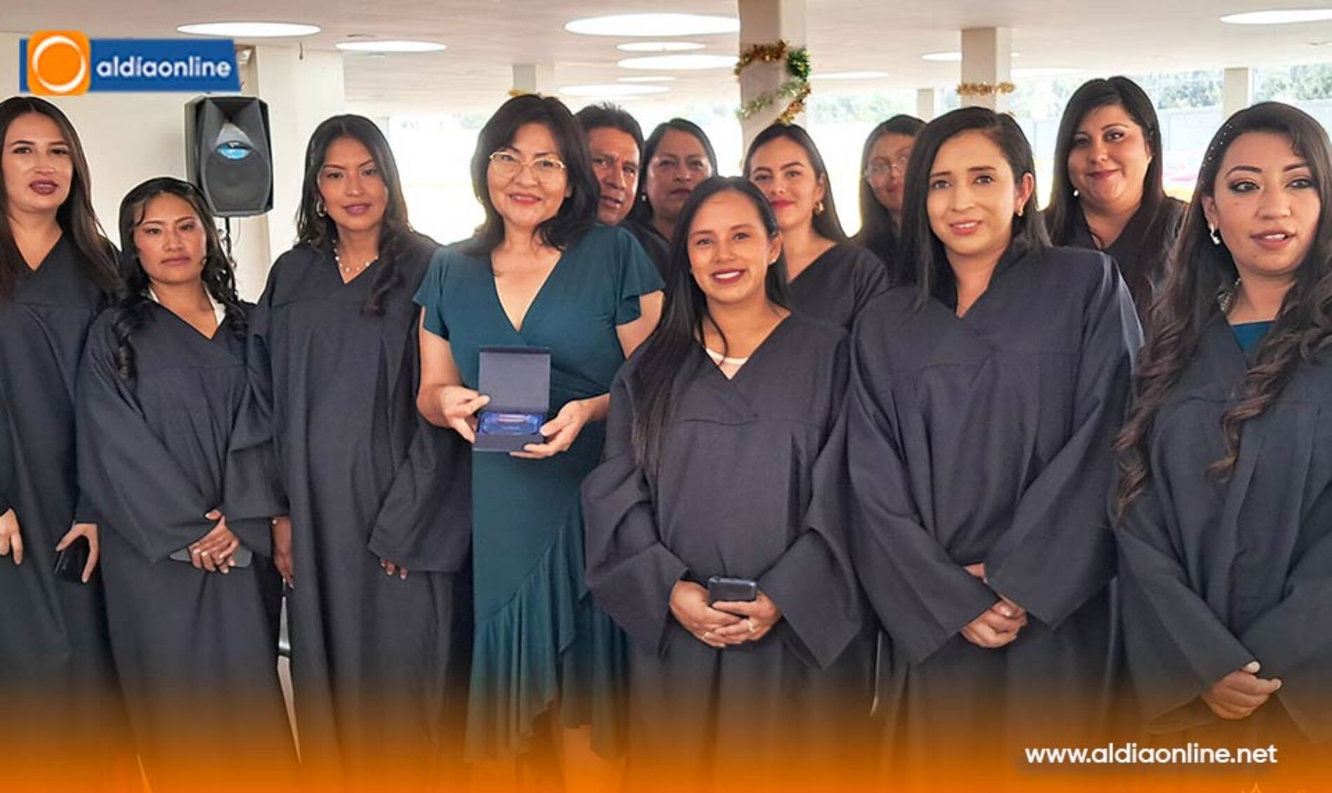 PATRONATO DE SALCEDO FORTALECE LA FORMACIÓN EN SALUD CON GRADUACIÓN DE AUXILIARES DE ENFERMERÍA