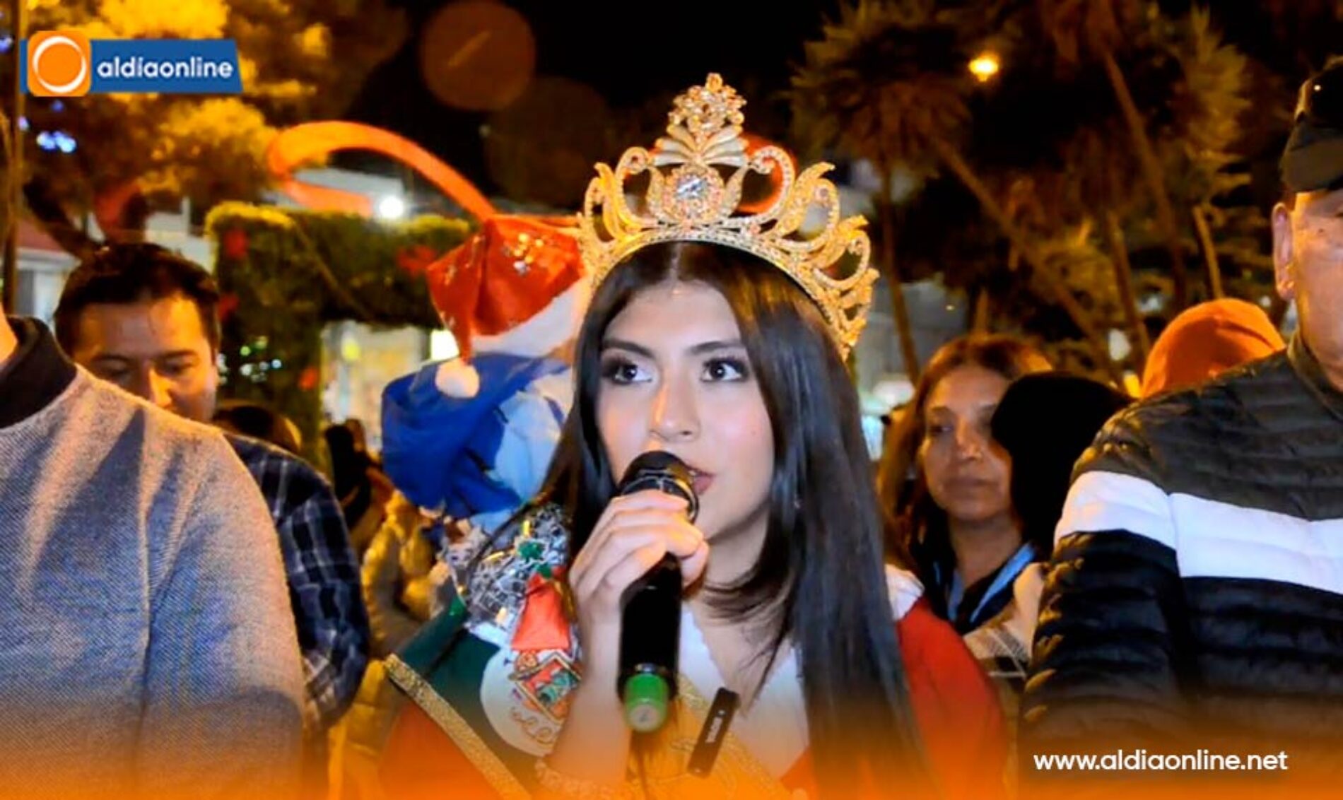 SAQUISILÍ ENCENDIÓ LA MAGIA DE LA NAVIDAD CON UN EMOTIVO ACTO EN EL PARQUE CENTRAL
