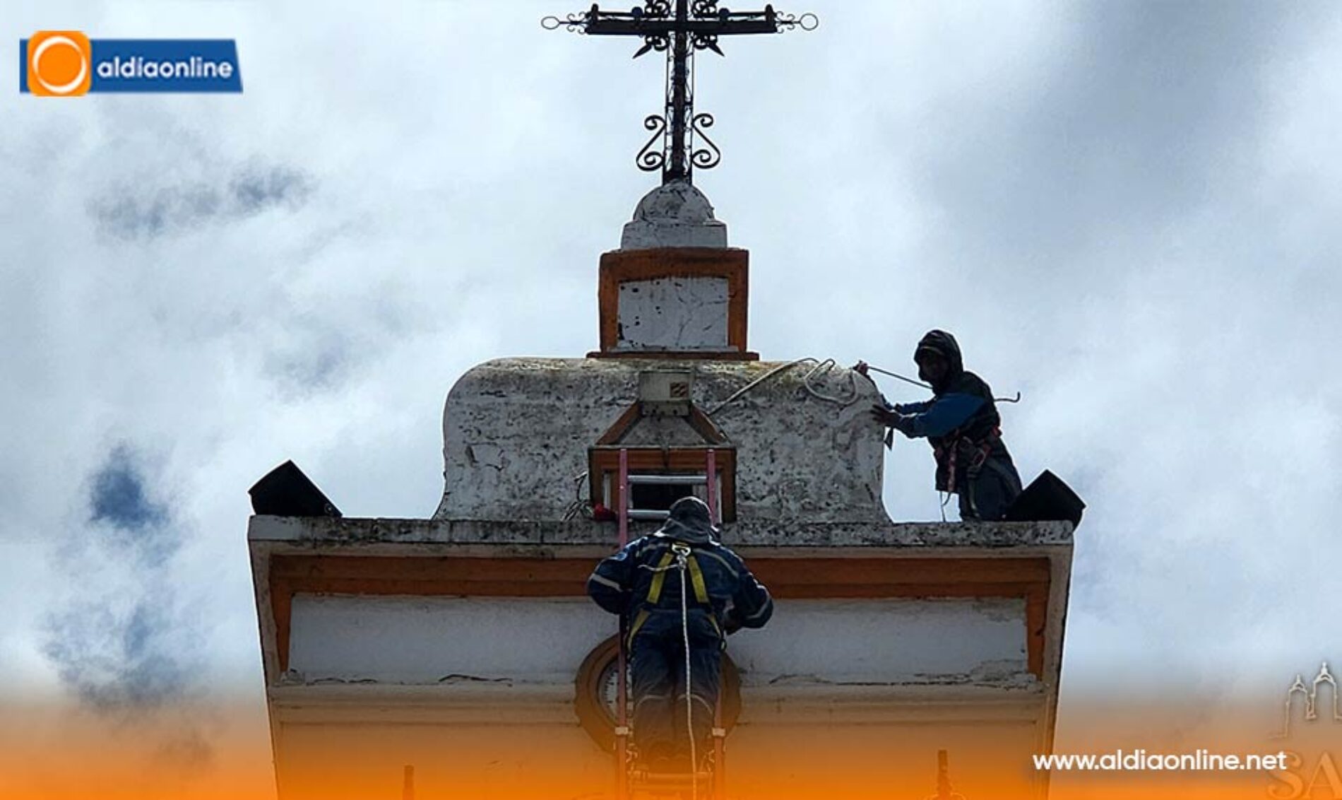 GAD MUNICIPAL DE SALCEDO EJECUTA TRABAJOS DE ADECENTAMIENTO EN LA IGLESIA DE MULALILLO