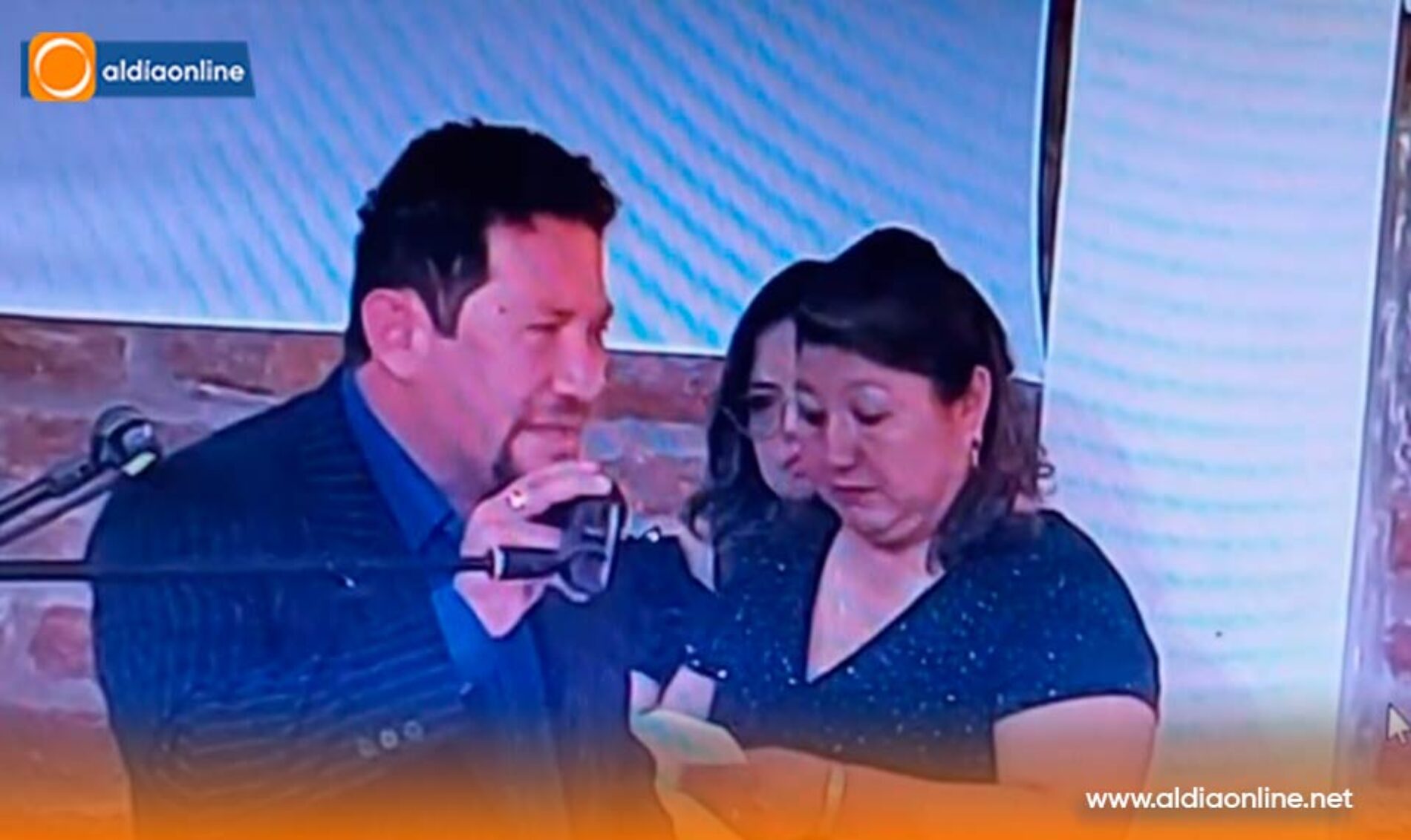 UNIDAD EDUCATIVA PUJILÍ RECONOCE A JORGE VELOZ POR SU APOYO Y ESPÍRITU DE COLABORACIÓN INSTITUCIONAL
