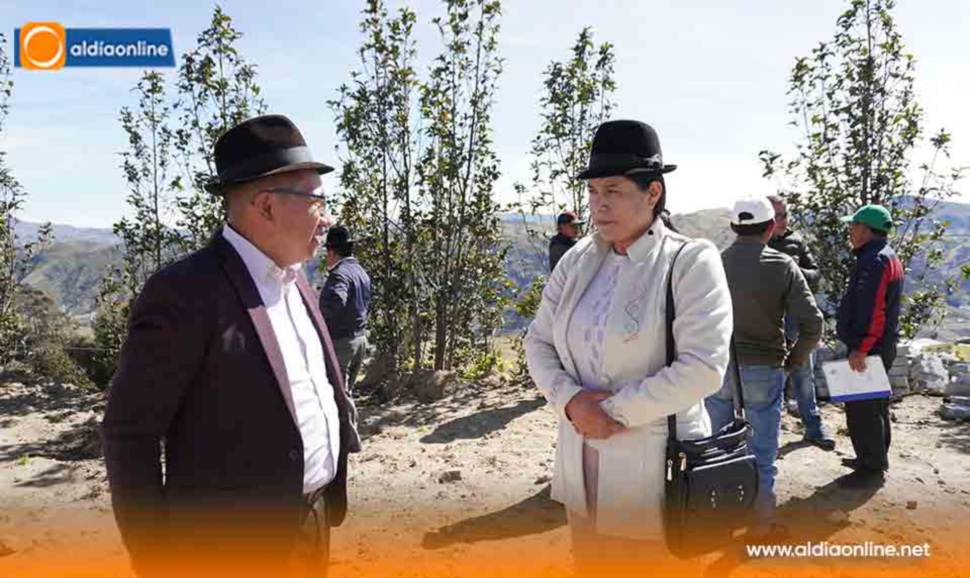 AUTORIDADES DEL MUNICIPIO DE PUJILÍ VERIFICAN OBRAS INCONCLUSAS EN ZUMBAHUA Y ANUNCIAN ACCIONES PARA SU CULMINACIÓN