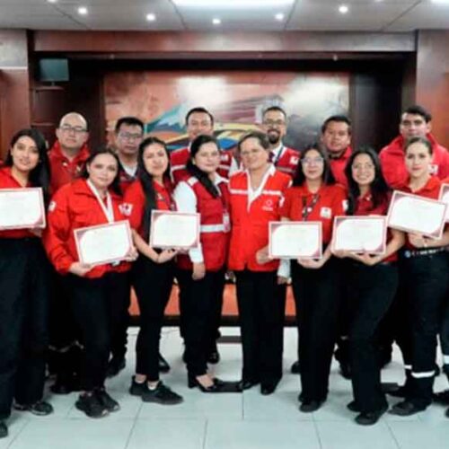 CRUZ ROJA COTOPAXI RECONOCE LA ENTREGA Y DEDICACIÓN DE SUS VOLUNTARIOS EN EL DÍA INTERNACIONAL DEL VOLUNTARIADO