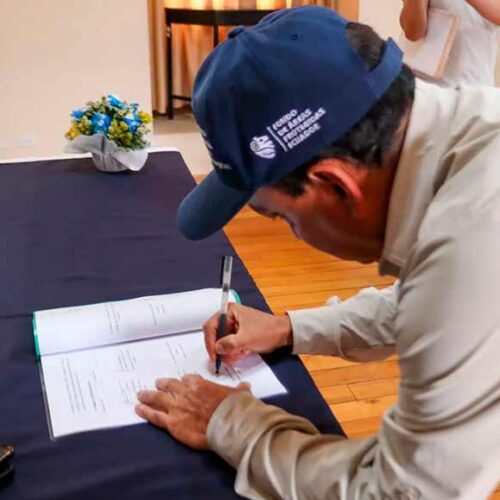 AUTORIDADES FIRMAN PLAN DE CONTINGENCIA PARA LAS TERMAS DE CUNUYACU EN LATACUNGA