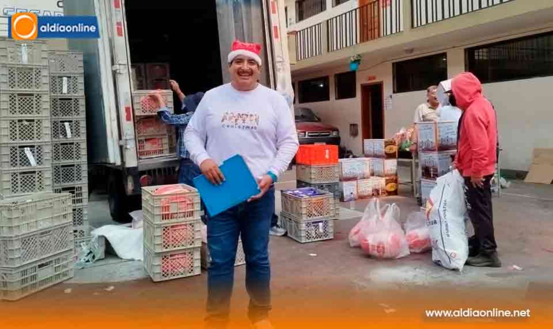 SINDICATO DE CHOFERES PROFESIONALES DE COTOPAXI ENTREGA AGUINALDO NAVIDEÑO A MÁS DE 1.100 SOCIOS (VIDEO)