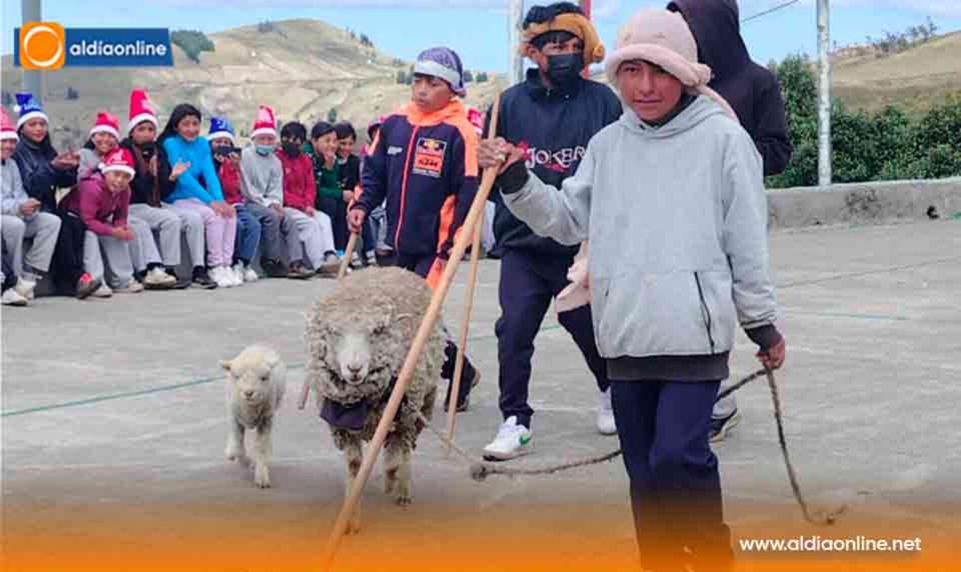 COMUNIDAD 25 DE DICIEMBRE DE PUJILÍ, CELEBRÓ UNA JORNADA NAVIDEÑA GRACIAS UN GESTO  QUE CRUZÓ FRONTERAS