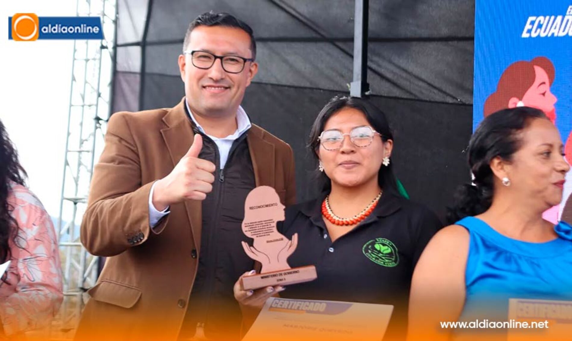 GOBERNADOR DE COTOPAXI NELSON SÁNCHEZ DESTACA LIDERAZGO FEMENINO EN EL 2DO. ENCUENTRO “MANOS QUE LIDERAN”