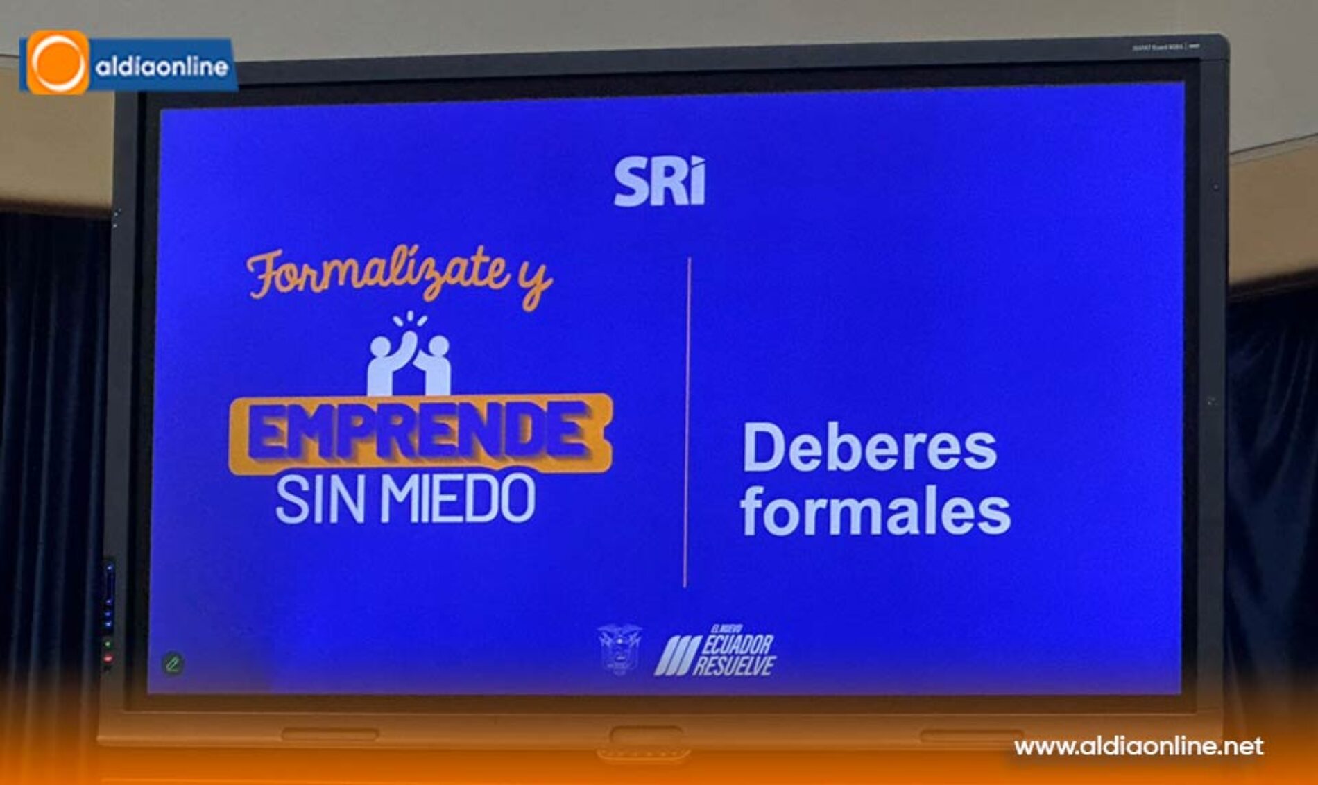 UNIVERSIDAD TÉCNICA DE COTOPAXI FORTALECE LA FORMACIÓN FINANCIERA CON CONFERENCIA SOBRE DEBERES TRIBUTARIOS