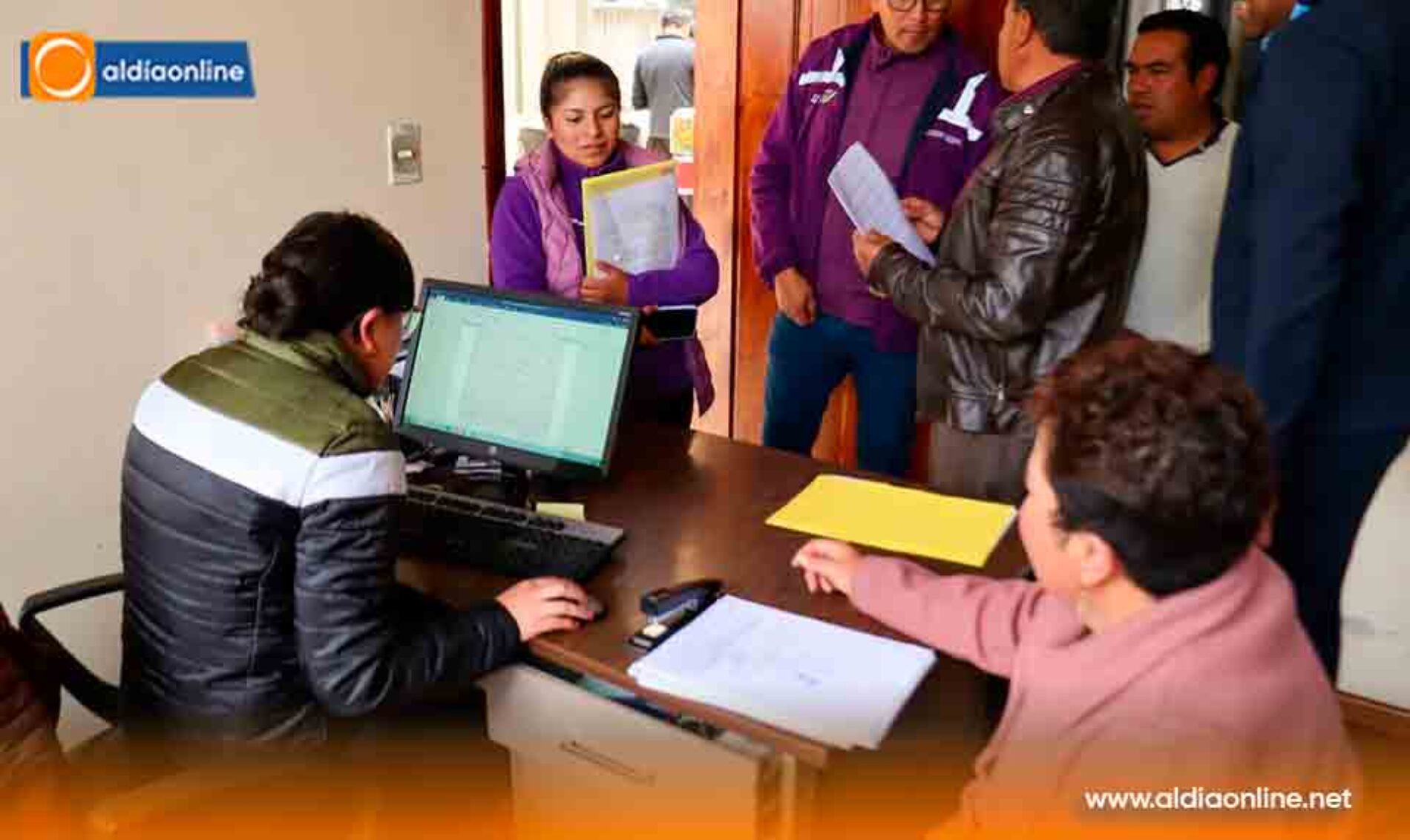 GOBERNADOR DE COTOPAXI PARTICIPÓ EN BRIGADA SOCIAL DESARROLLADA EN SAQUISILÍ