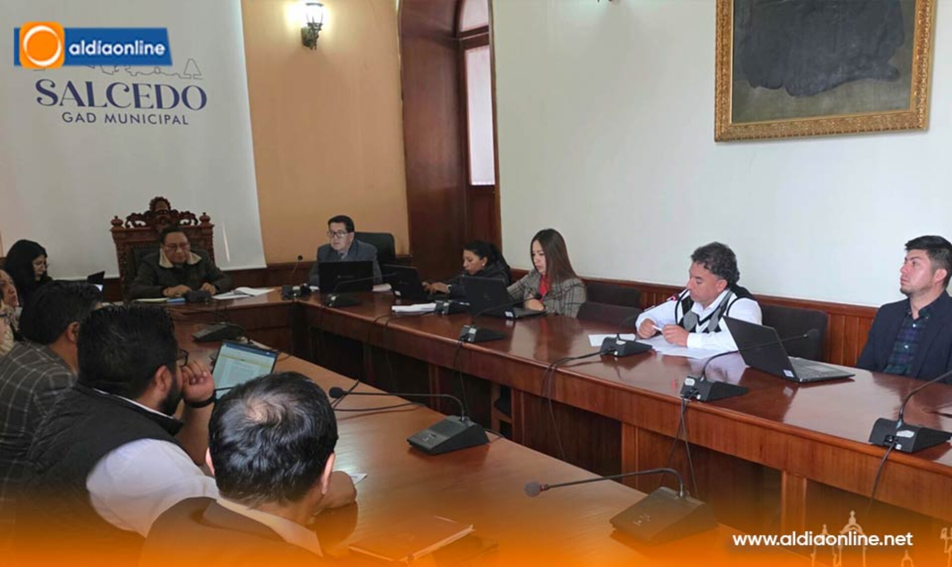 COMISIÓN DE LEGISLACIÓN DEL MUNICIPIO DE SALCEDO REVISA INFORMES TÉCNICOS DE OBRAS EJECUTADAS EN EL CANTÓN