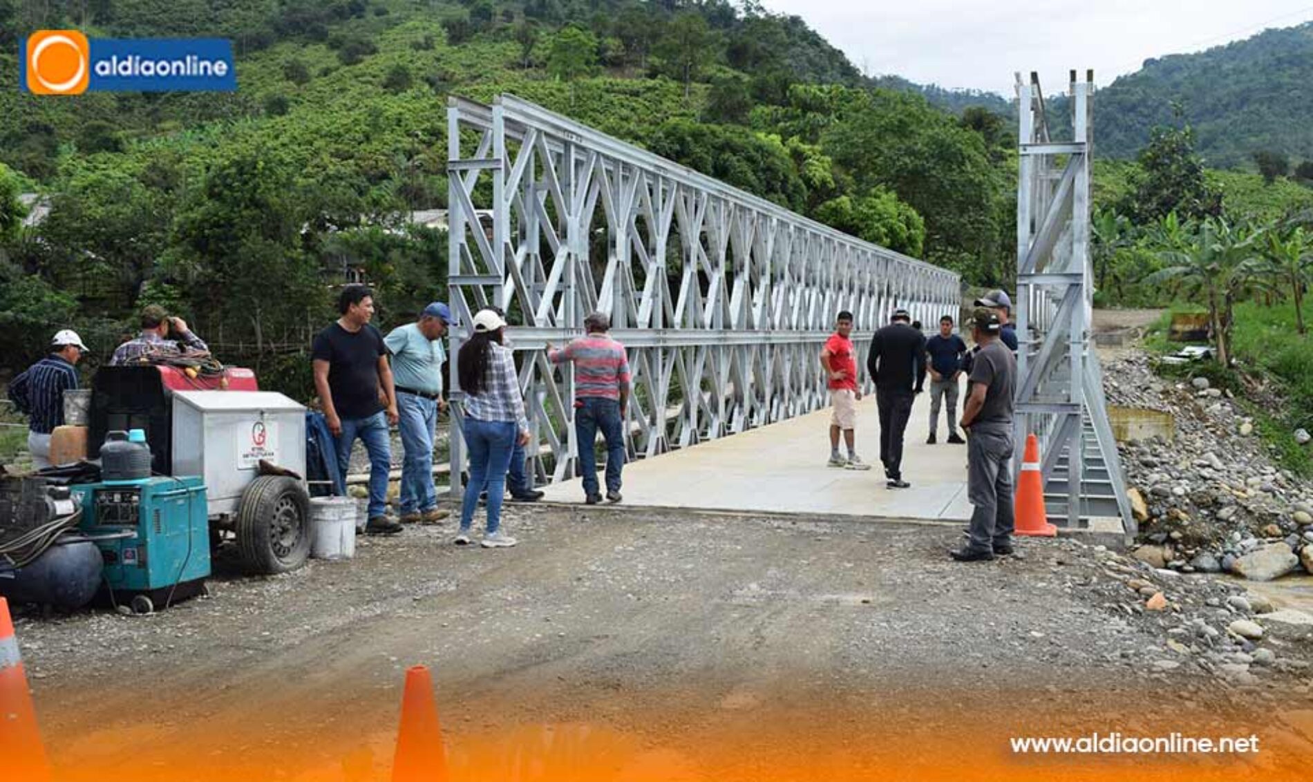 PUENTE LA ENVIDIA SUPERA CON ÉXITO PRUEBA DE CARGA Y GARANTIZA CONECTIVIDAD ENTRE LA MANÁ Y PANGUA