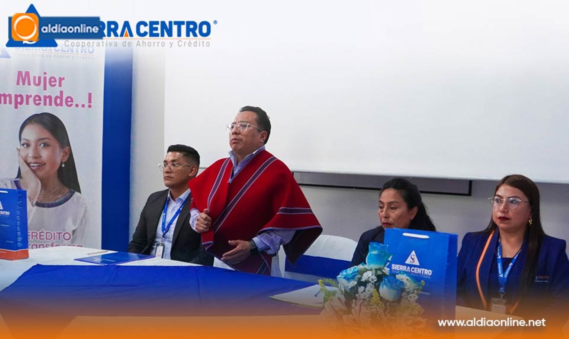 COOPERATIVA SIERRA CENTRO Y LA UNIDAD EDUCATIVA PUJILÍ FIRMAN CONVENIO PARA PRÁCTICAS PREPROFESIONALES
