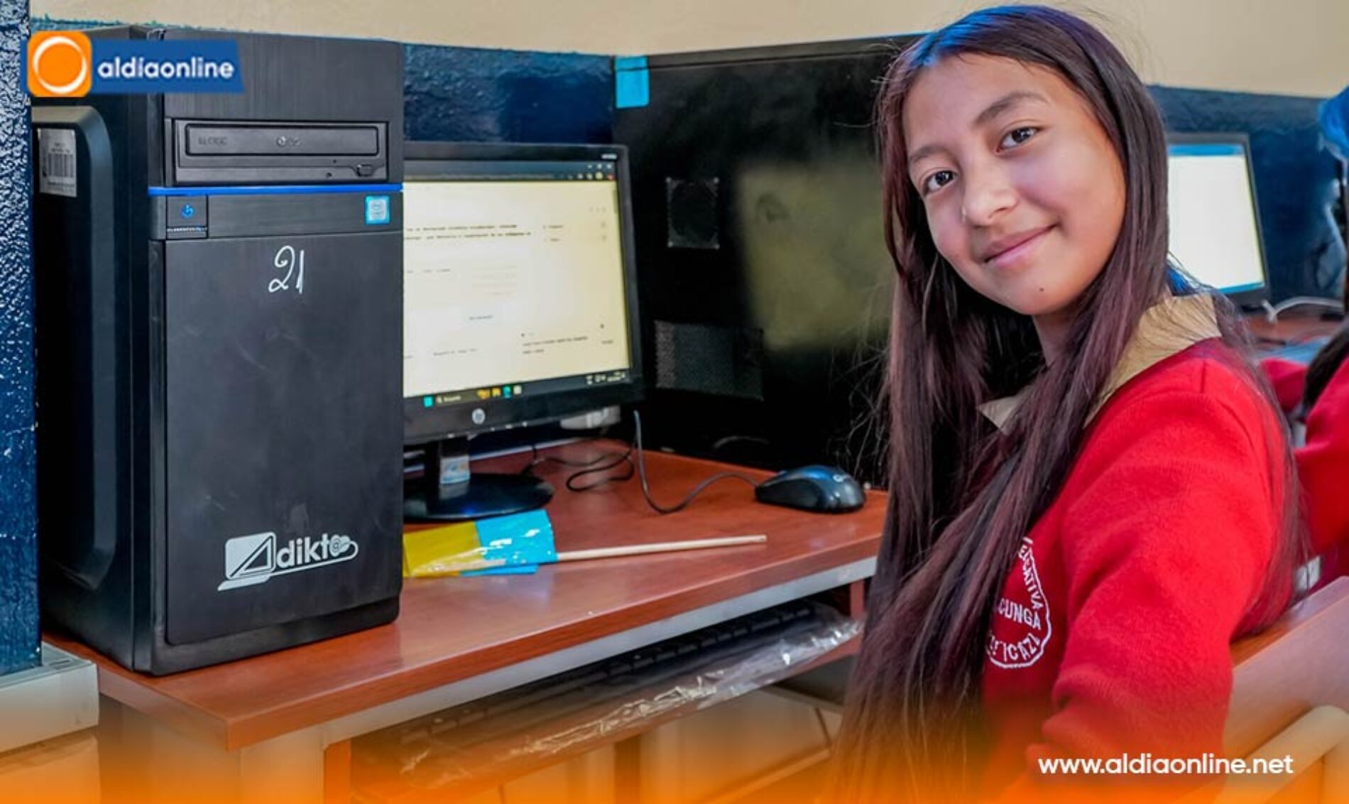 MUNICIPIO DE LATACUNGA FORTALECE LA EDUCACIÓN CON ENTREGA DE INFRAESTRUCTURA TECNOLÓGICA EN LA UNIDAD EDUCATIVA JORGE ICAZA