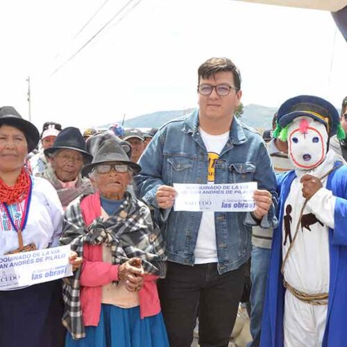 ALCALDÍA DE SALCEDO INAUGURA LA VÍA NÚMERO 37 EN SAN ANDRÉS DE PILALÓ.(VIDEO)