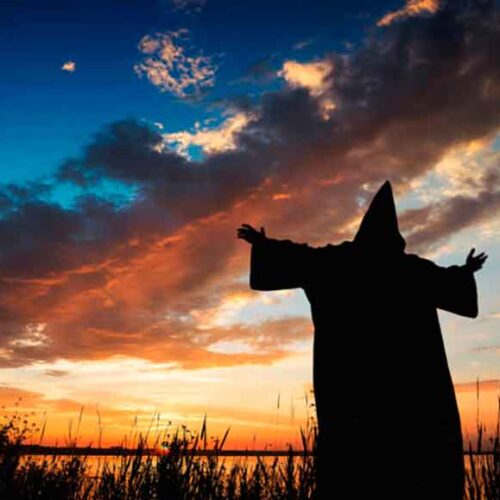 LAS PREDICCIONES DE NOSTRADAMUS PARA 2026: GUERRA, DESASTRES NATURALES Y UN NUEVO LÍDER DE LA LUZ