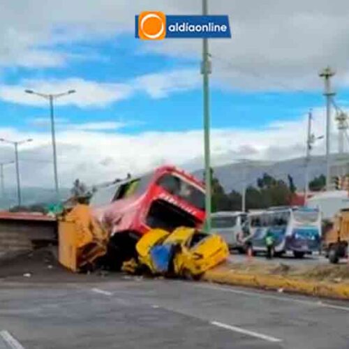 GRAVE SINIESTRO DE TRÁNSITO EN EL INGRESO A SAQUISILÍ DEJA UNA PERSONA FALLECIDA