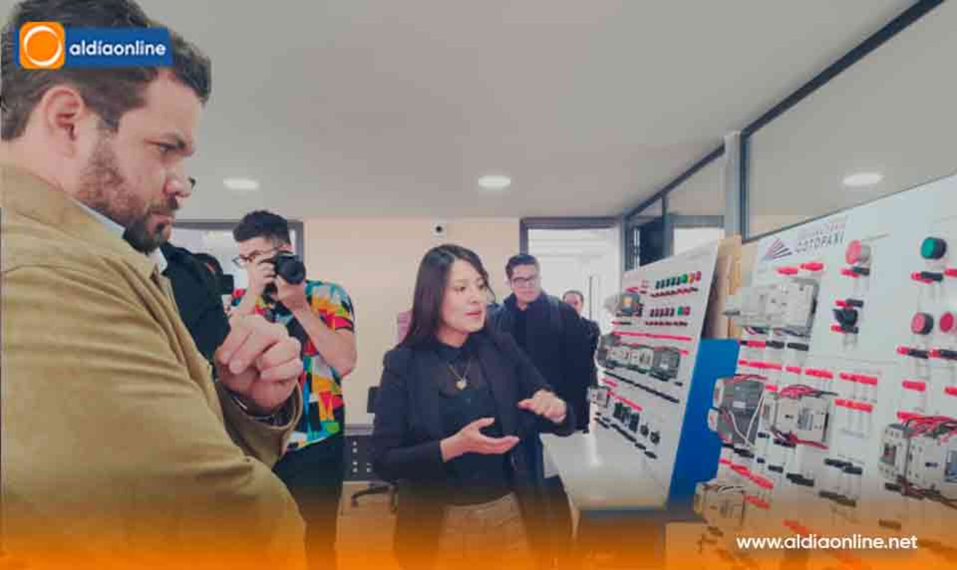 EL INSTITUTO SUPERIOR UNIVERSITARIO COTOPAXI FUE ESCENARIO DE UN ENCUENTRO CON VICEMINISTRO DE EDUCACIÓN SUPERIOR