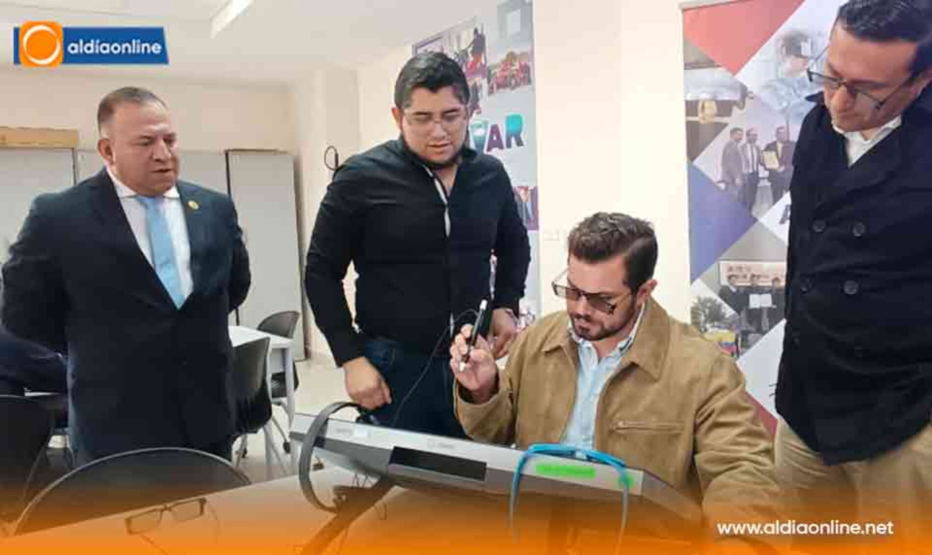 EL INSTITUTO SUPERIOR UNIVERSITARIO COTOPAXI FUE ESCENARIO DE UN ENCUENTRO CON VICEMINISTRO DE EDUCACIÓN SUPERIOR