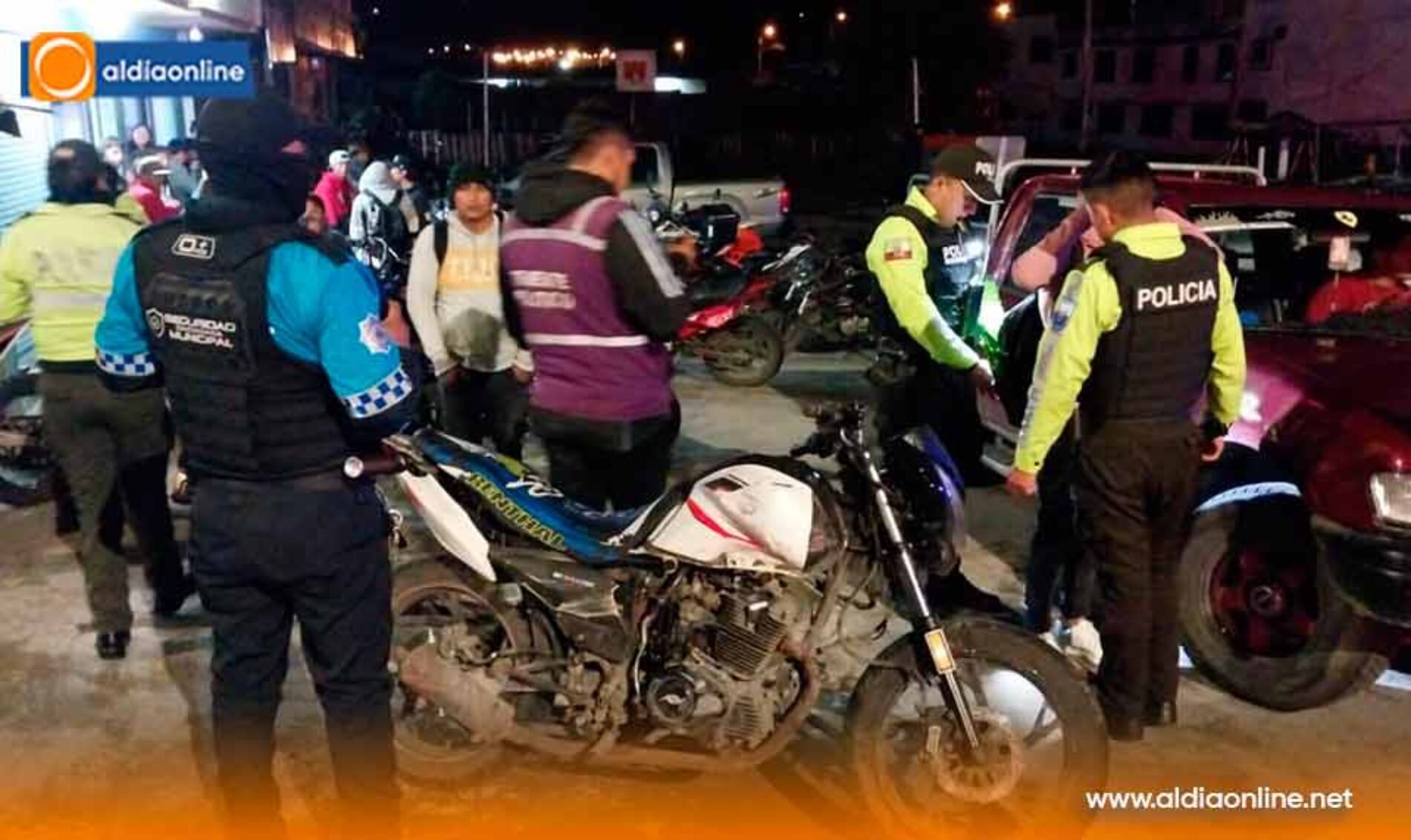 OPERATIVO INTERINSTITUCIONAL EN LATACUNGA DEJA LOCALES CLAUSURADOS Y SANCIONES POR CONSUMO DE ALCOHOL EN VÍA PÚBLICA