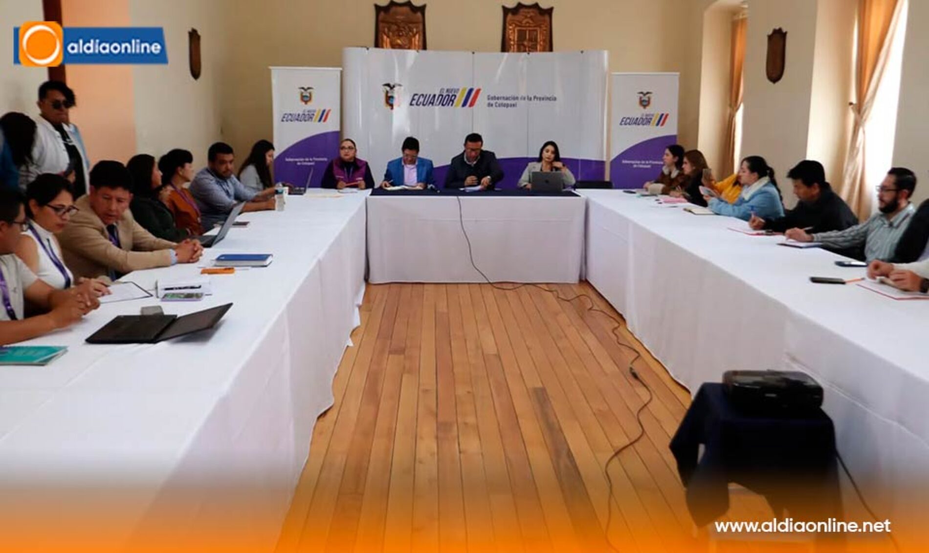 GOBERNADOR DE COTOPAXI PRESIDIÓ LA PRIMERA SESIÓN DEL COMITÉ EJECUTIVO PROVINCIAL DE FEBRERO
