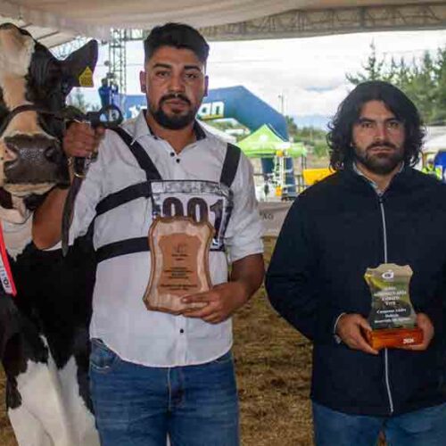 MEDICINA VETERINARIA UTC DESTACA EN FERIA AMBATO 2026