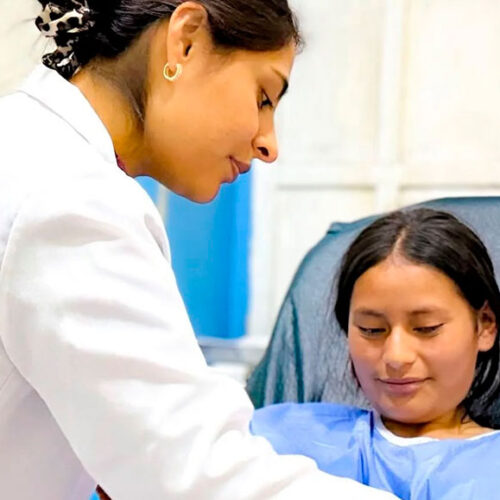 ATENCIÓN MÉDICA INMEDIATA TRAS ALUVIÓN EN ALAUSÍ