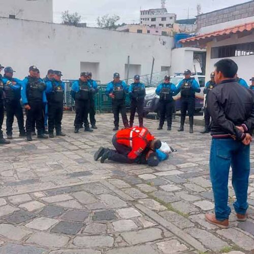INSTITUCIONES DE LATACUNGA FORTALECE LA RESPUESTA ANTE EMERGENCIAS CON CAPACITACIÓN EN PRIMEROS AUXILIOS