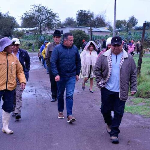 AUTORIDADES MUNICIPALES DE PUJILÍ CONSTATAN NECESIDADES EN EL SECTOR ALPAMALAG DE RELLENO