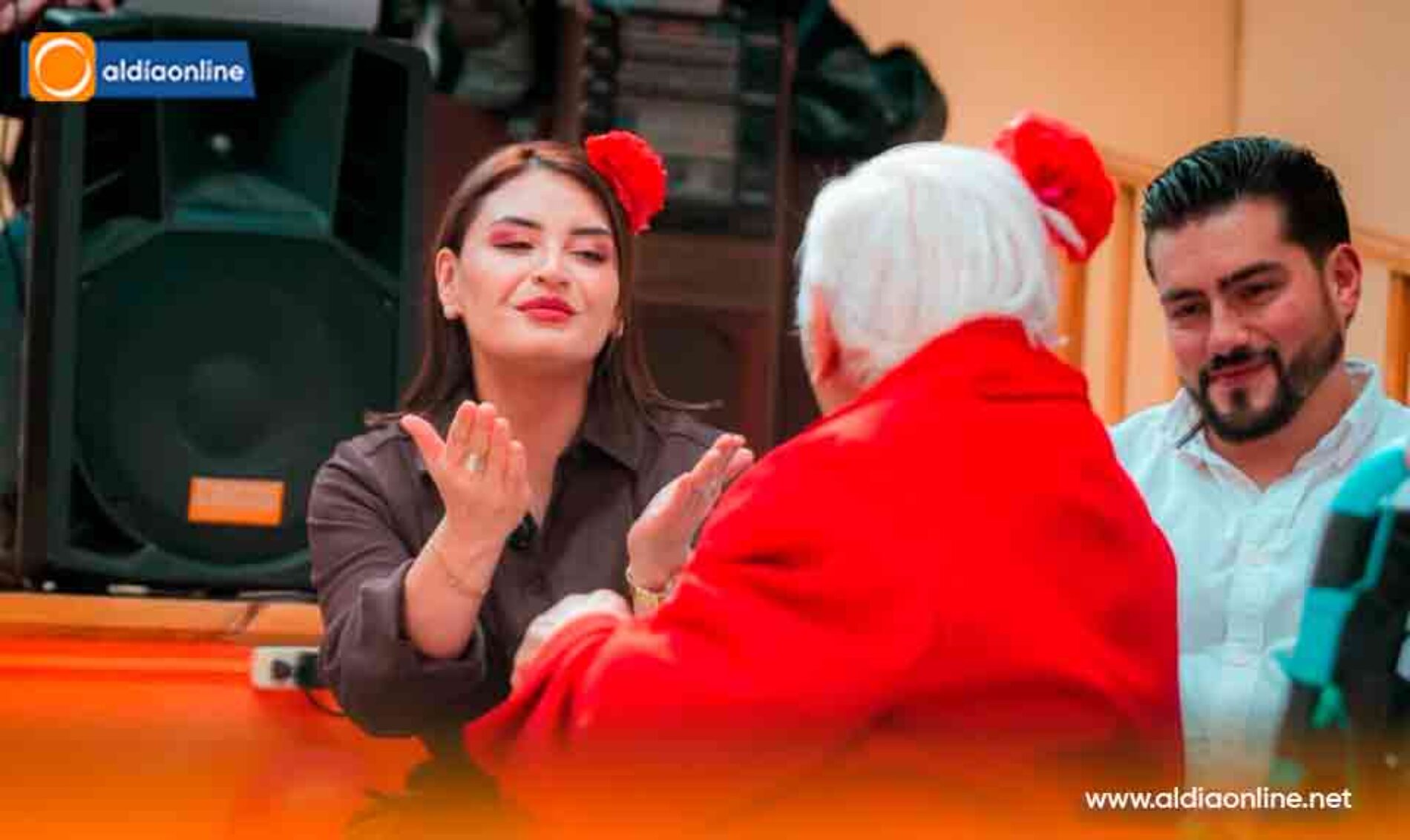 PATRONATO MUNICIPAL OFRECIÓ ALEGRÍA Y EMOCIÓN EN EL HOGAR DE ANCIANOS “ESTUPIÑÁN” POR SAN VALENTÍN