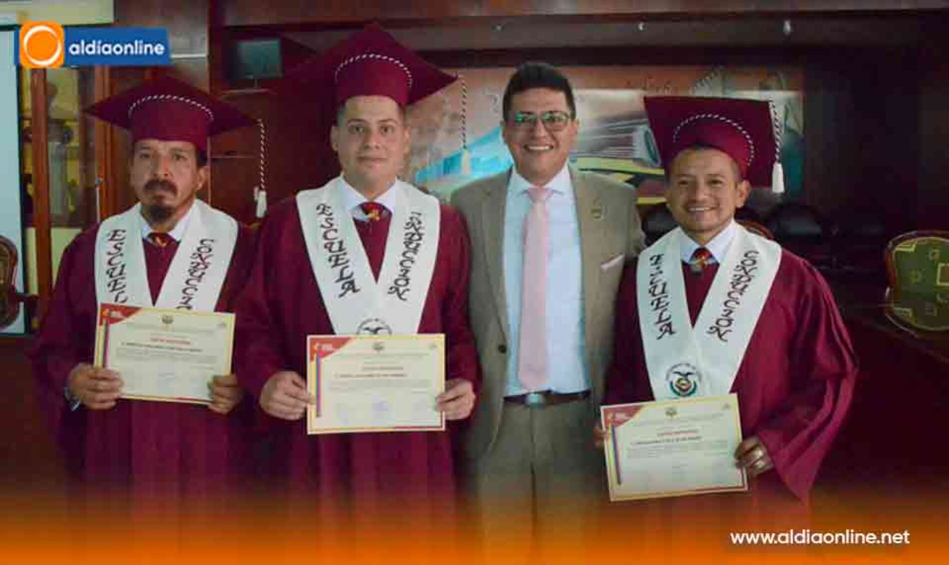 NUEVOS CONDUCTORES LICENCIA TIPO E CONVALIDADA, INCORPORA SINDICATO DE CHOFERES DE  COTOPAXI TRAS INTENSA DE FORMACIÓN(VIDEO)