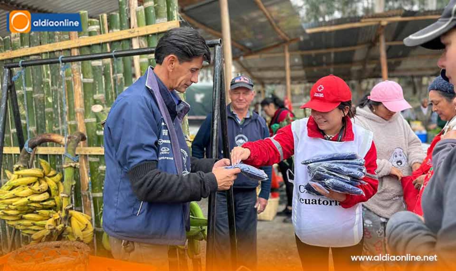 MÁS DE 1000 MUJERES DE COTOPAXI RECIBIERON RECONOCIMIENTO A SU ESFUERZO Y LIDERAZGO