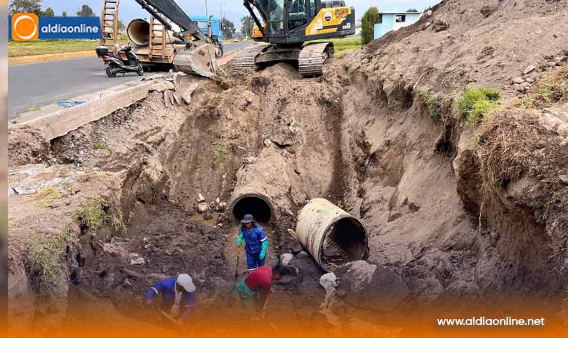 RESPUESTA INMEDIATA ANTE ROTURA DE ALCANTARILLADO EN LA VÍA PRINCIPAL DE INGRESO A SAQUISILÍ