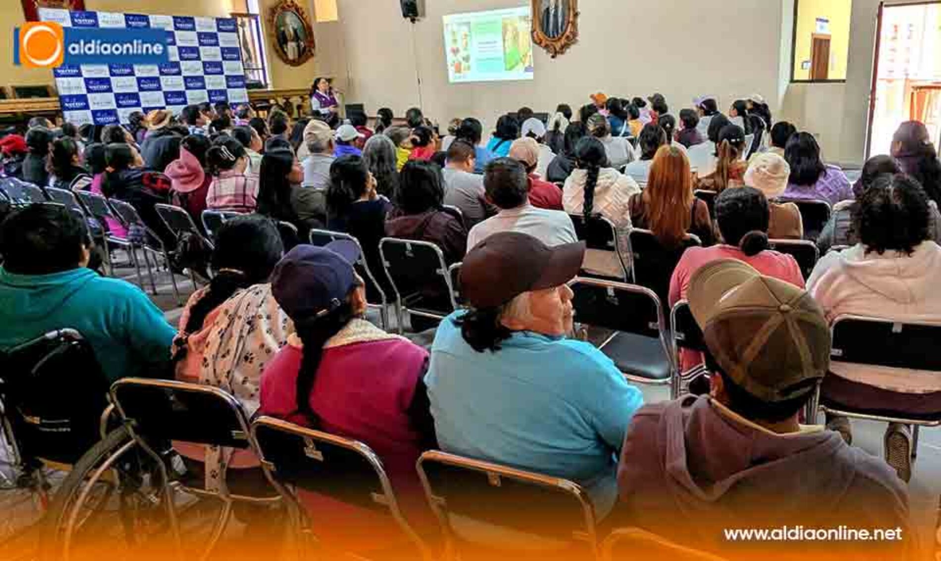 MUNICIPIO DE SALCEDO FORTALECE LA SEGURIDAD ALIMENTARIA CON CAPACITACIÓN A COMERCIANTES Y MANIPULADORES DE ALIMENTOS