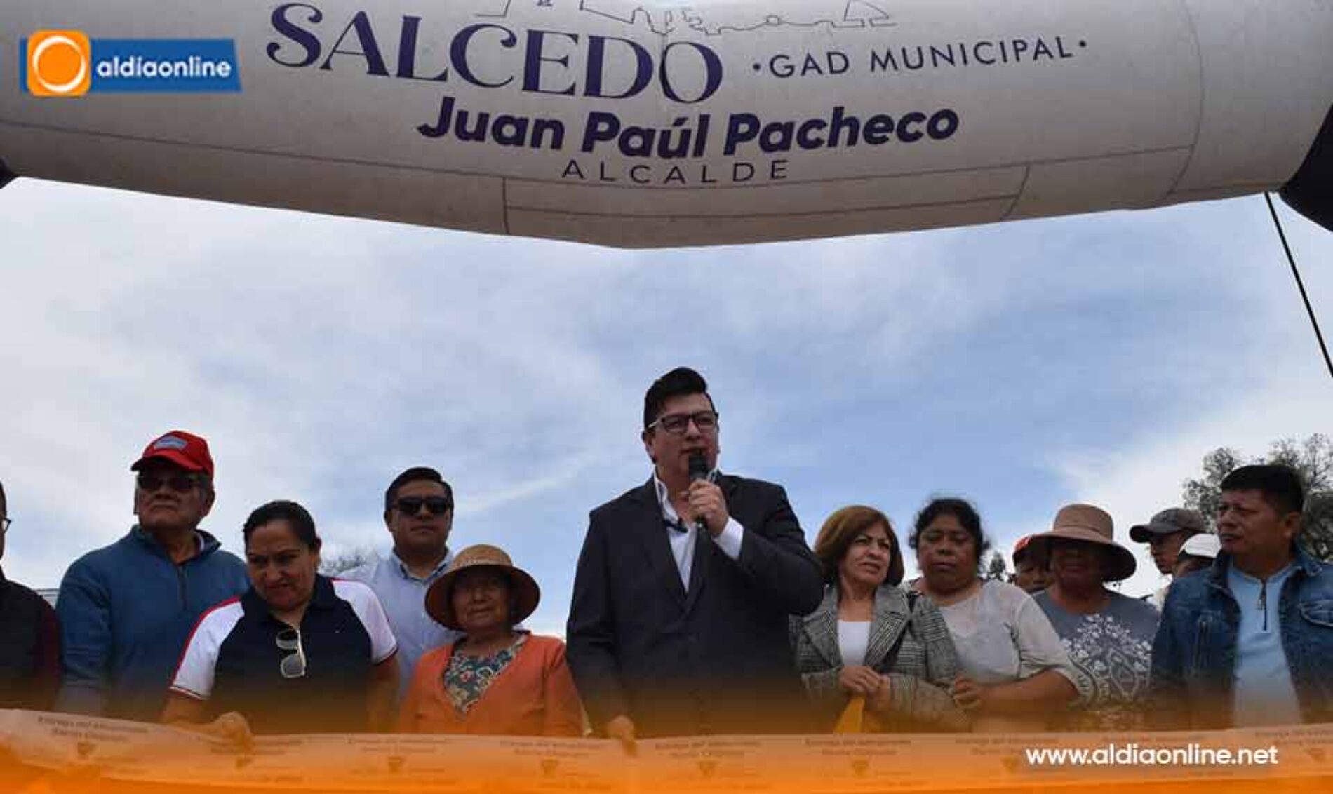 ALCALDÍA DE SALCEDO INAUGURA LA VÍA NÚMERO 40 EN EL BARRIO CHIPOALÓ
