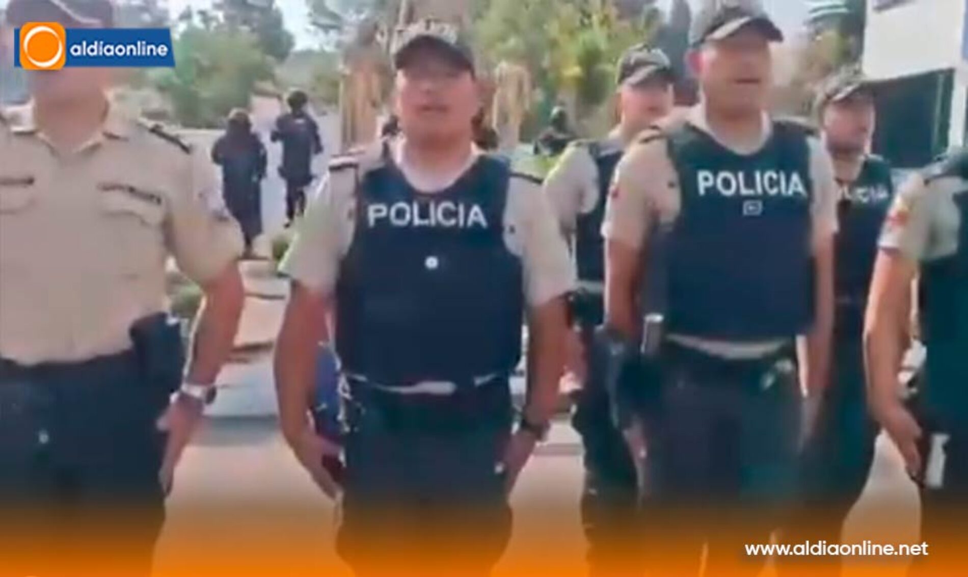 40 NUEVOS POLICÍAS REFUERZAN LA SEGURIDAD EN COTOPAXI CON SU INCORPORACIÓN AL SERVICIO OPERATIVO