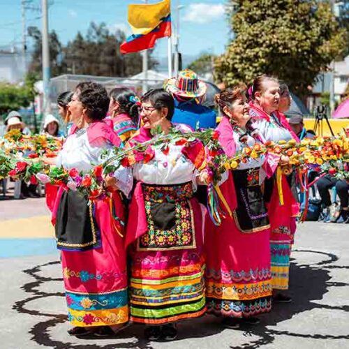 PATRONATO MUNICIPAL DE LATACUNGA INAUGURA PROYECTO “AÑOS DORADOS” PARA ADULTOS MAYORES EN BELISARIO QUEVEDO