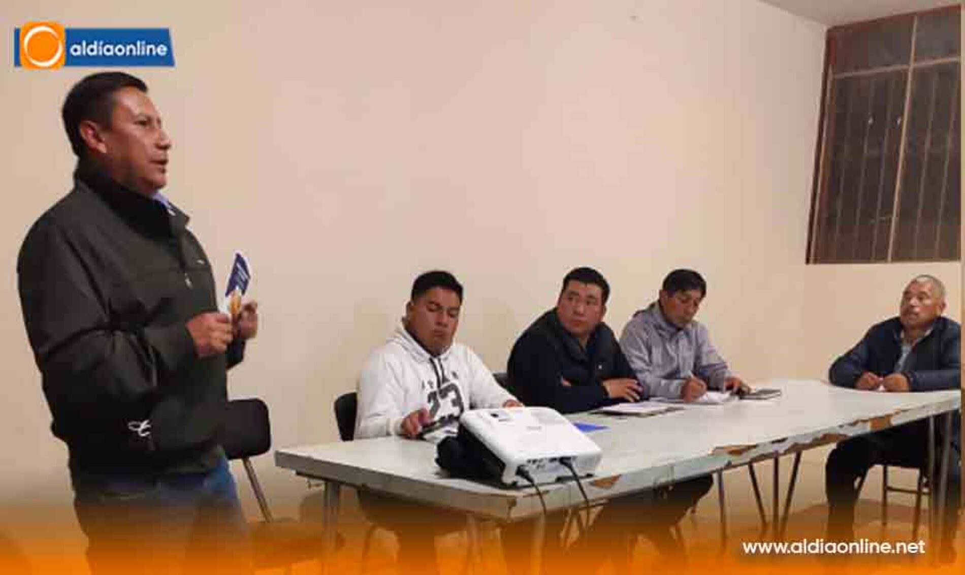 BARRIO YUGSILOMA CONOCE LOS PROYECTOS “LATA EN LÍNEA” Y “CER” MEDIANTE CAPACITACIÓN DE TÉCNICOS DE LA MUNICIPALIDAD DE LATACUNGA