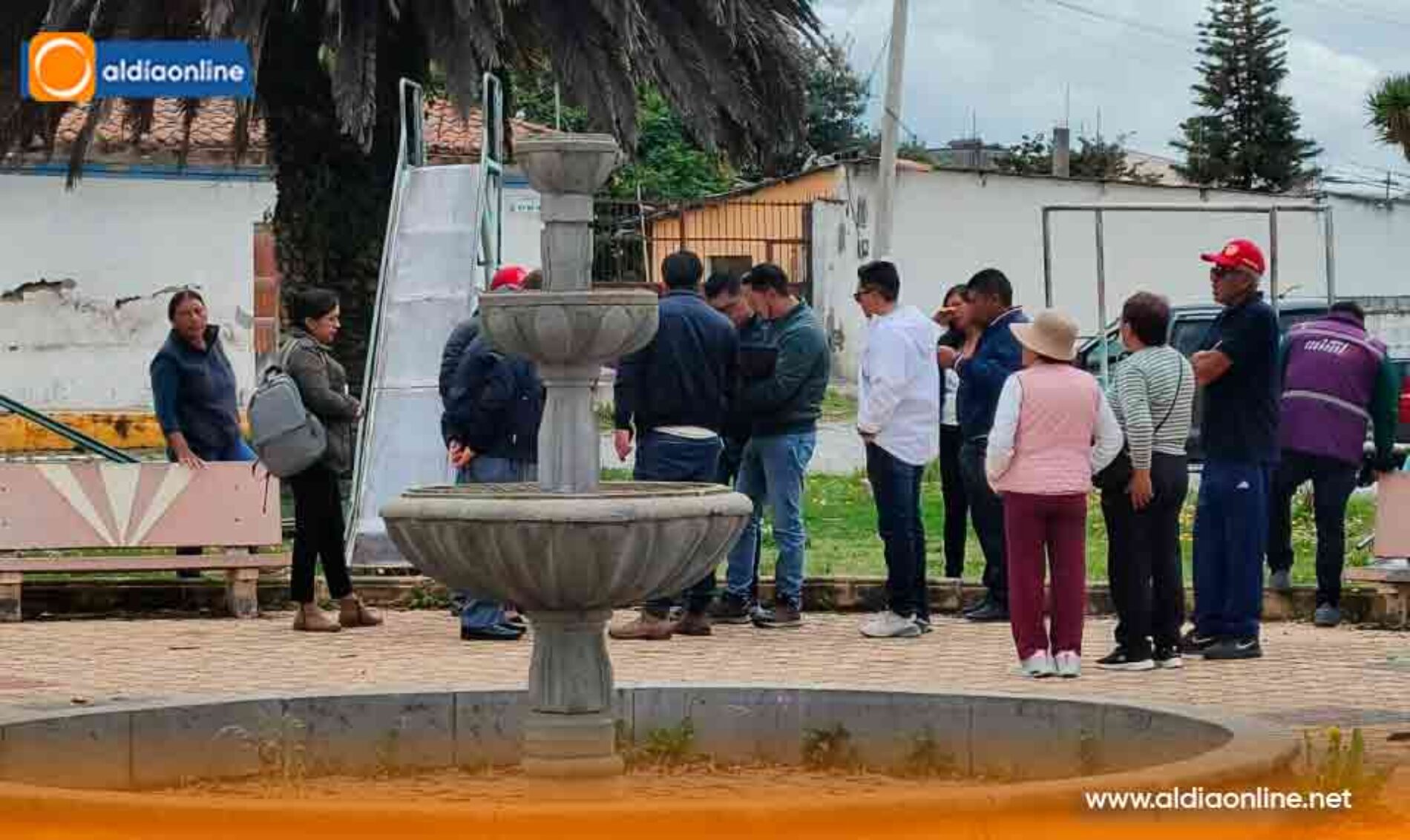 PARROQUIA CHANTILÍN ARRANCA REGENERACIÓN DEL PARQUE CENTRAL Y ESTUDIOS REALIZÓ CONAGOPARE COTOPAXI