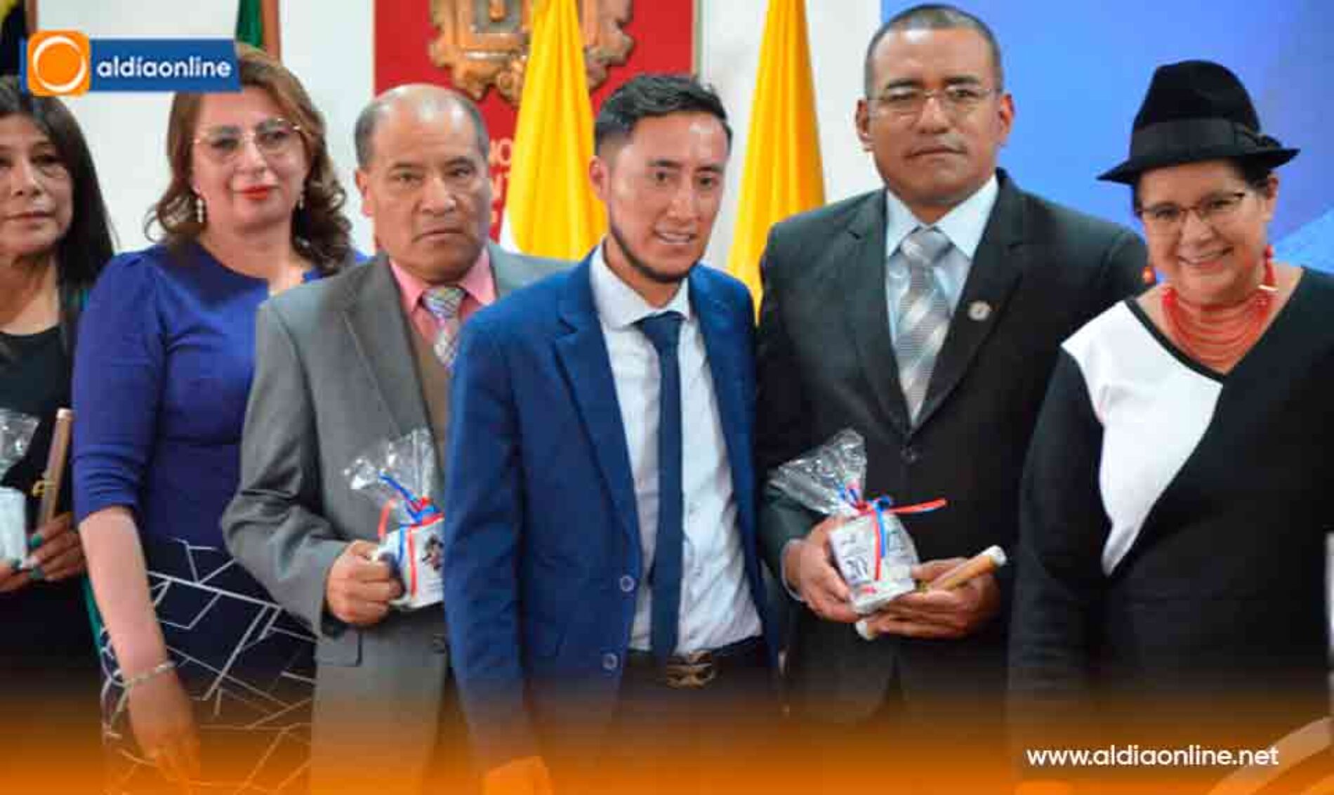 COTOPAXI CELEBRA CON SESIÓN CONMEMORATIVA, RECONOCIMIENTO AL MÉRITO, EMPLEADOS Y TRABAJADORES (Video)