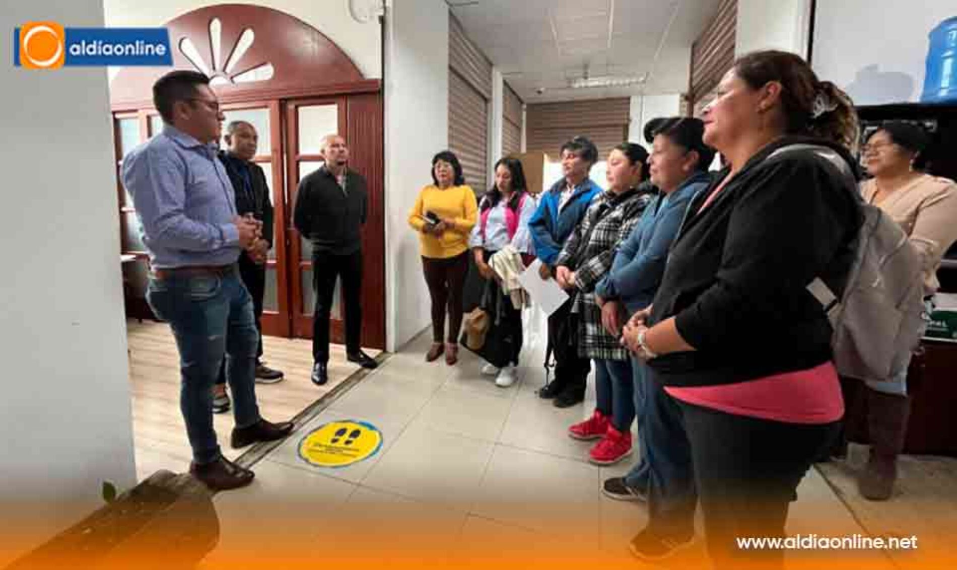 NUEVO DIRECTORIO DE COMERCIANTES DE LA PLAZA CANADÁ SE PRESENTÓ ANTE DIR. DE SERVICIOS PÚBLICOS