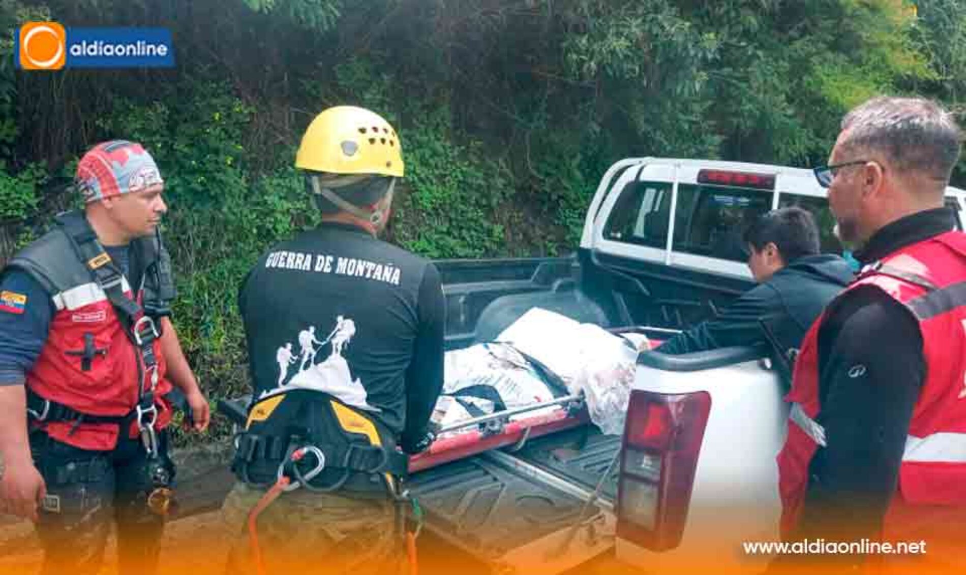 HALLAN SIN VIDA A MUJER ARRASTRADA POR ALUVIÓN EN GUASUMBINÍ BAJO (SIGCHOS) MIENTRAS CONTINÚA BÚSQUEDA DE SU HERMANA