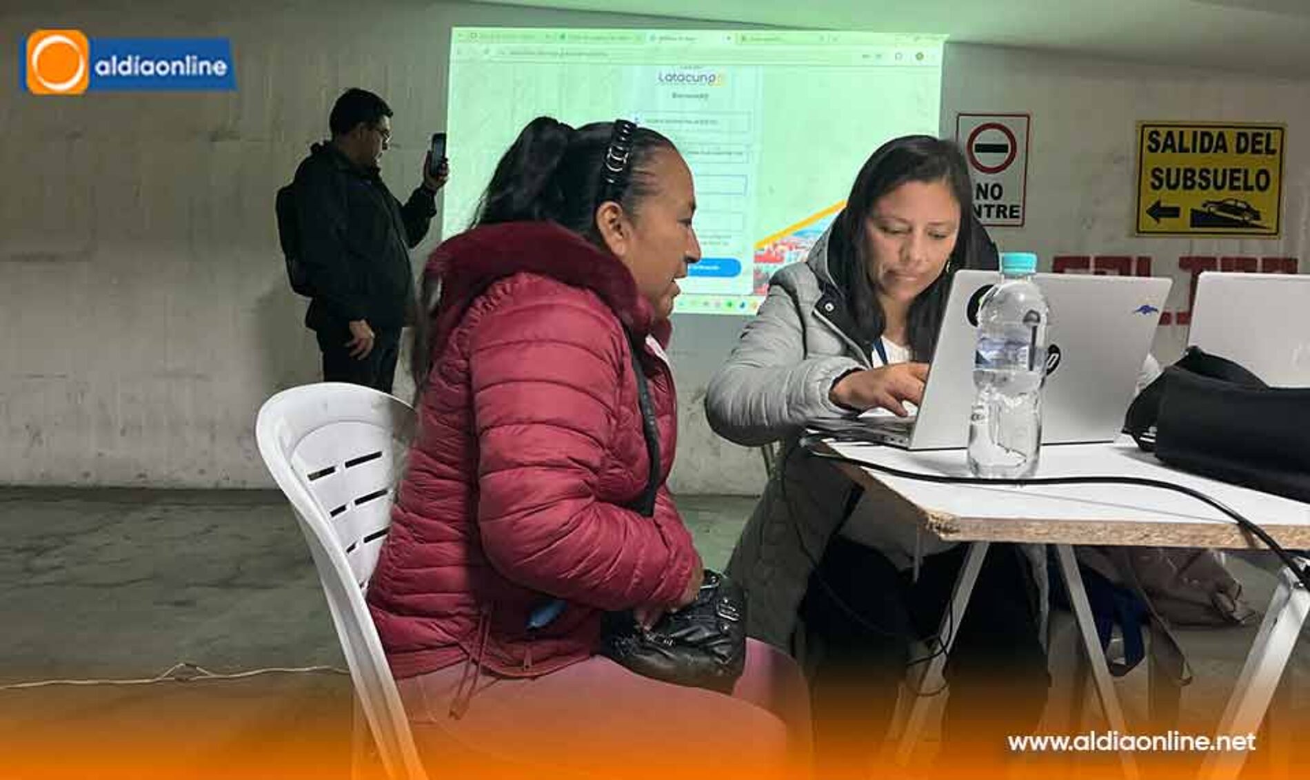 CAPACITACIÓN SOBRE EL USO DE LA PLATAFORMA “LATA EN LÍNEA” FORTALECE LA GESTIÓN DIGITAL EN EL MERCADO EL SALTO