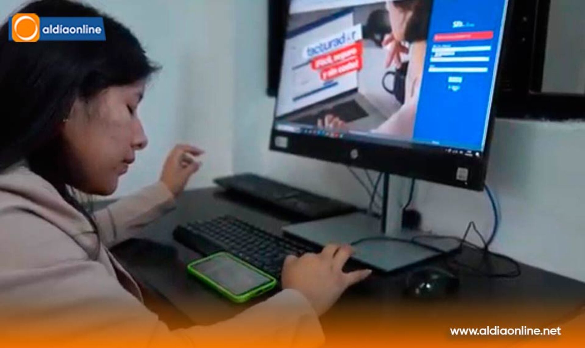 MÁS DE 2,1 MILLONES DE CONTRIBUYENTES ATENDIDOS Y NUEVOS TRÁMITES DIGITALES MARCAN LA GESTIÓN DEL SRI EN 2025