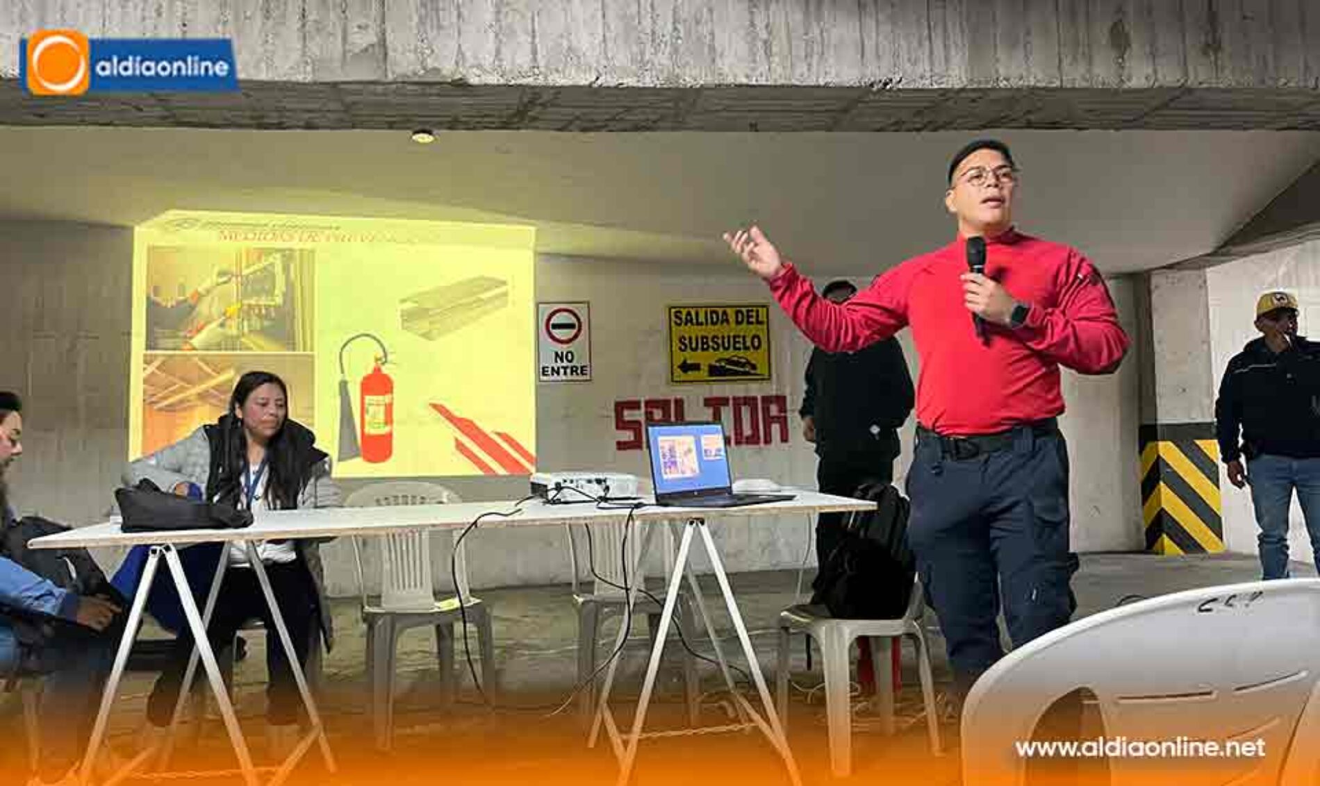 CAPACITACIÓN EN PREVENCIÓN DE INCENDIOS FORTALECE LA SEGURIDAD EN EL CENTRO COMERCIAL POPULAR EL SALTO