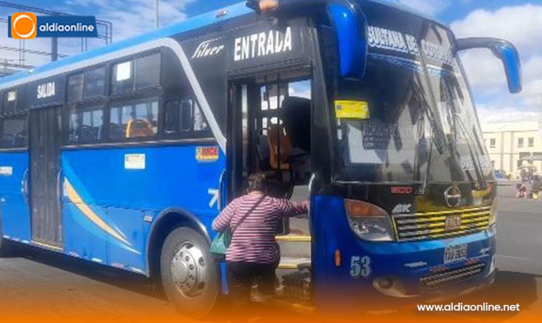POSIBLE ALZA DE PASAJES EN EL TRANSPORTE PÚBLICO PREOCUPA A LA CIUDADANÍA LATACUNGUEÑA