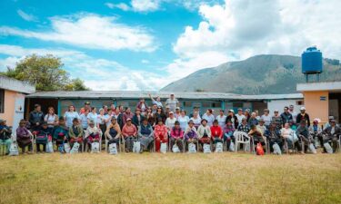 MÁS DE 100 ADULTOS MAYORES RECIBEN AYUDAS DEL PATRONATO DE LATACUNGA EN JORNADA SOLIDARIA